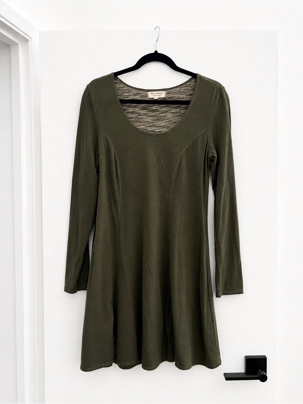 Max Studio Olive Green Long-Sleeve Scoop Neck Dress
